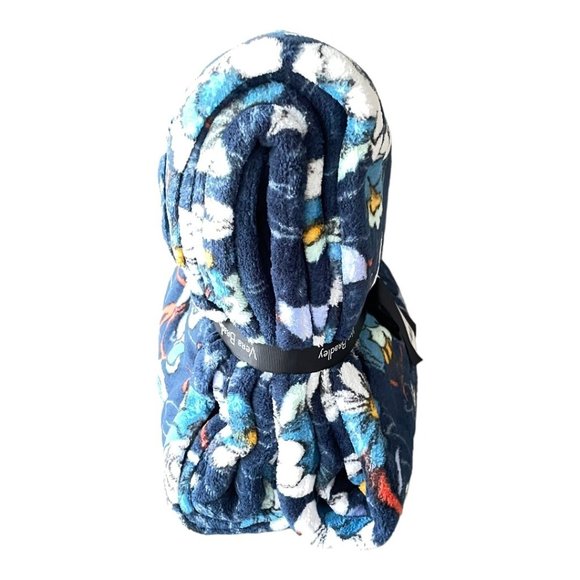 Vera Bradley Floral Bursts Plush Throw Blanket - Picture 8 of 9